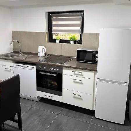 Apartment 4 *